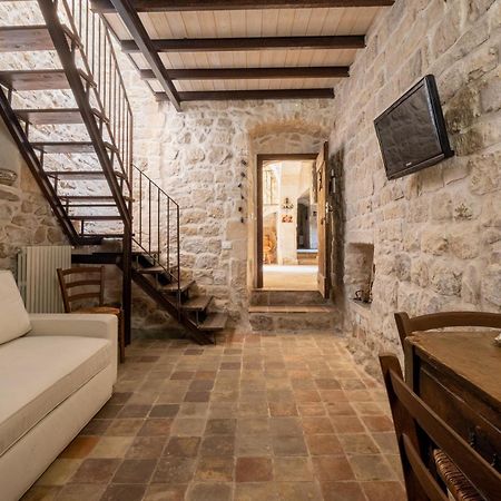 Case-Grotte Degli Avi, Esperienza Abitativa In Grotta Μόντικα Εξωτερικό φωτογραφία
