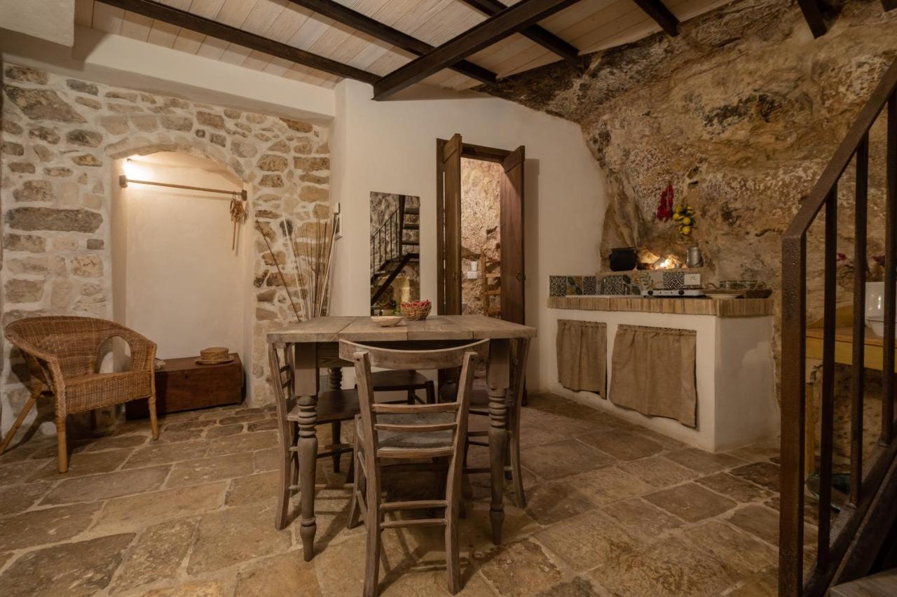Case-Grotte Degli Avi, Esperienza Abitativa In Grotta Μόντικα Εξωτερικό φωτογραφία