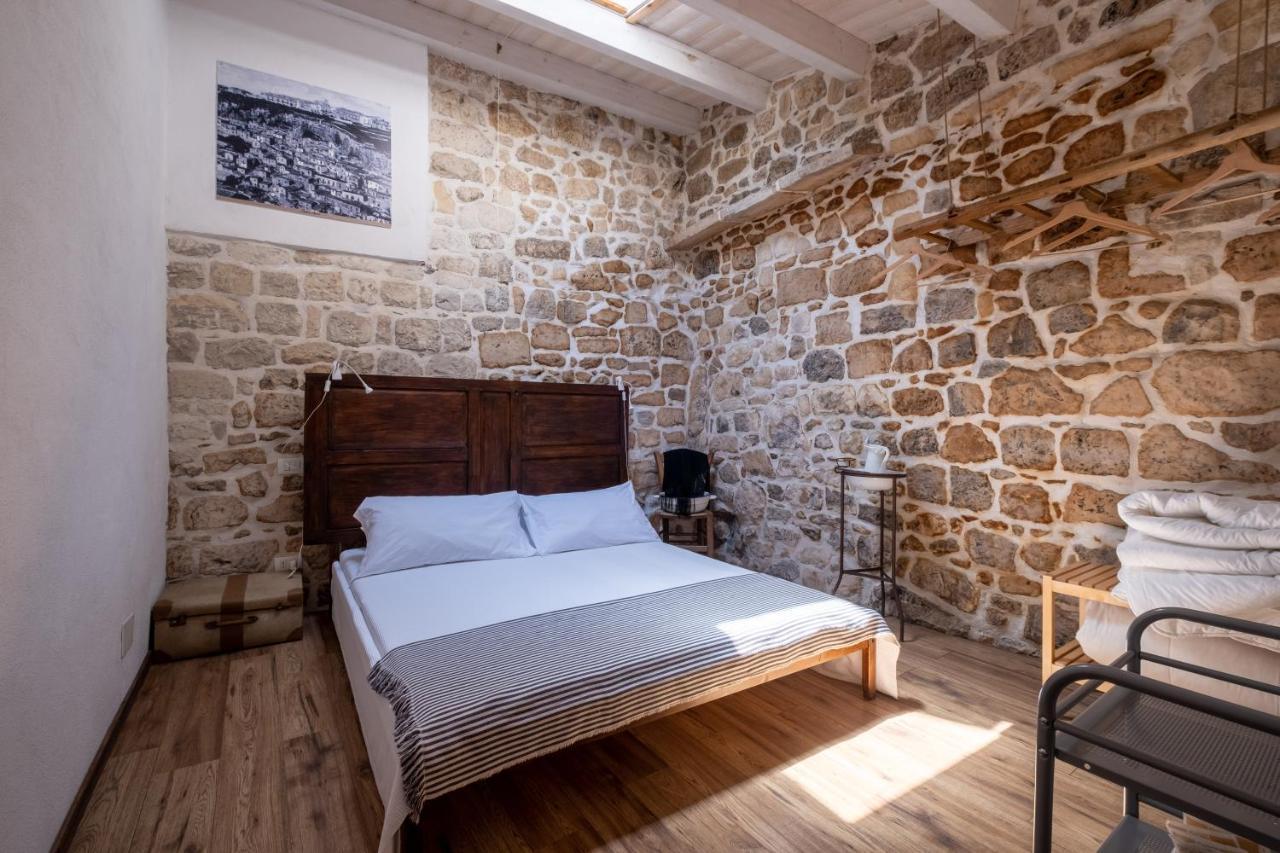 Case-Grotte Degli Avi, Esperienza Abitativa In Grotta Μόντικα Εξωτερικό φωτογραφία