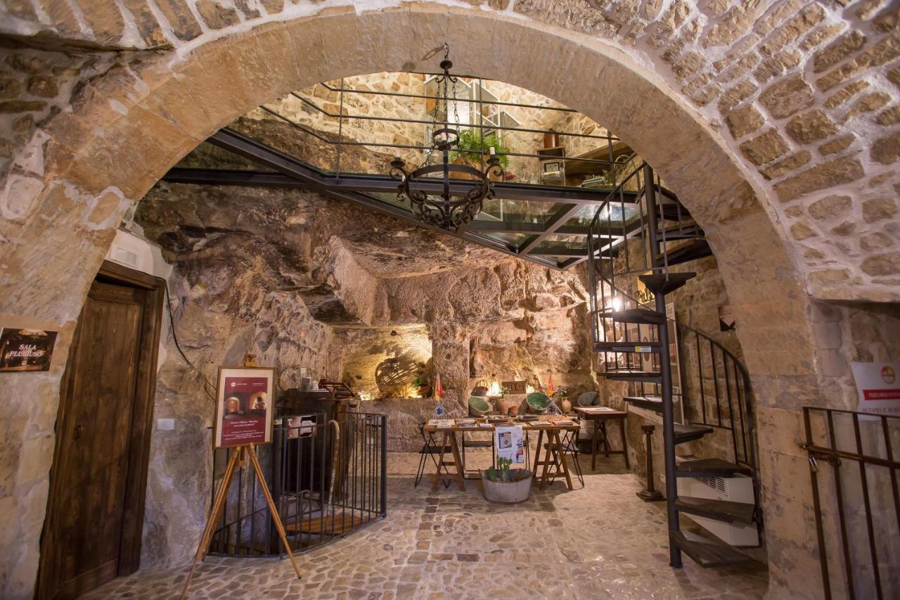 Case-Grotte Degli Avi, Esperienza Abitativa In Grotta Μόντικα Εξωτερικό φωτογραφία